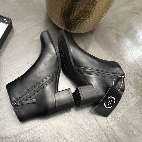 NATURALIZER Bay Waterproof Booties - Picture 7 of 14